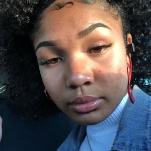 Meet your Posher, Jordyn